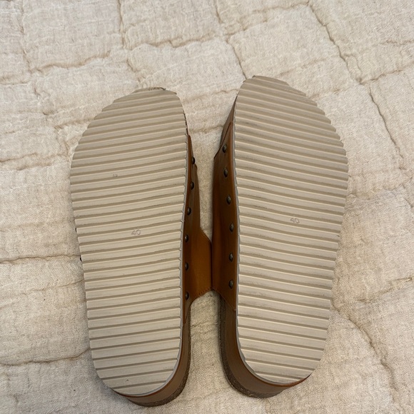 INTENTIONALLY BLANK Tan Leather Mules Platform - Picture 5 of 5